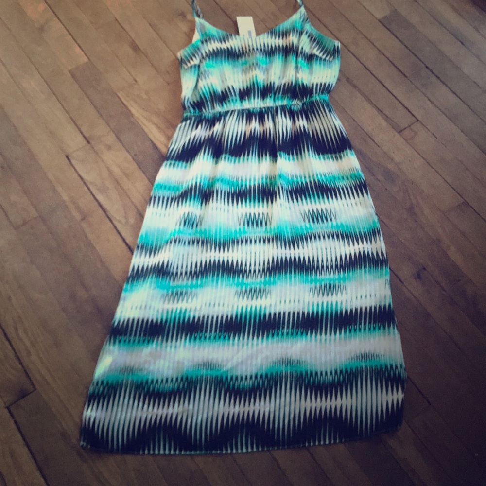 Size small Vince Camuto midi- dress new with tags
